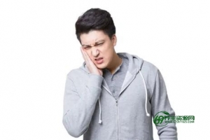 牙疼怎么止疼最快土方法在家解决（牙疼怎么止疼最快吃什么药消炎）